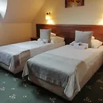Rycerski 3*